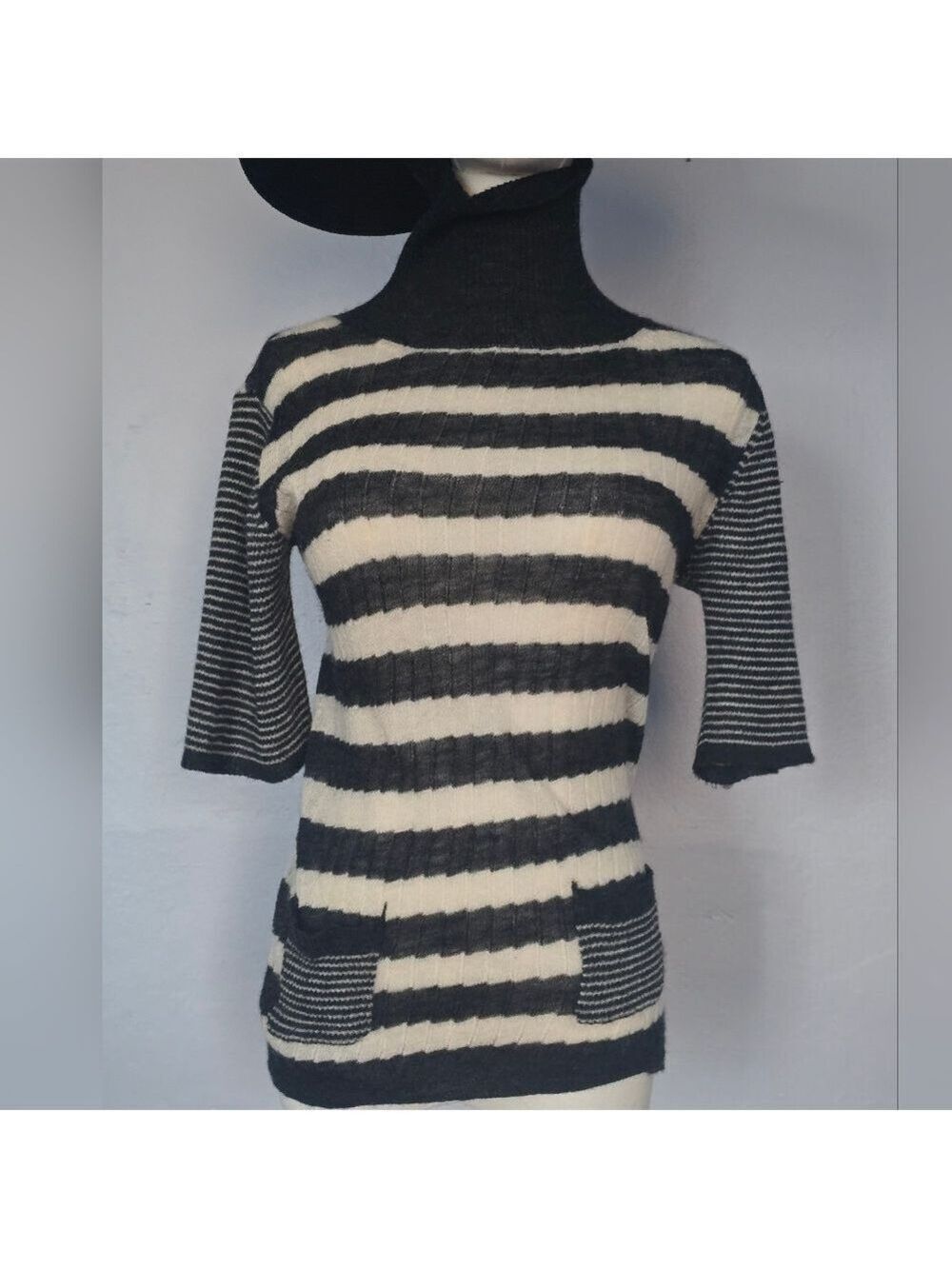 YOSHI KONDO Multi Stripe Half Sleeve Turtlneck Sweater Size L